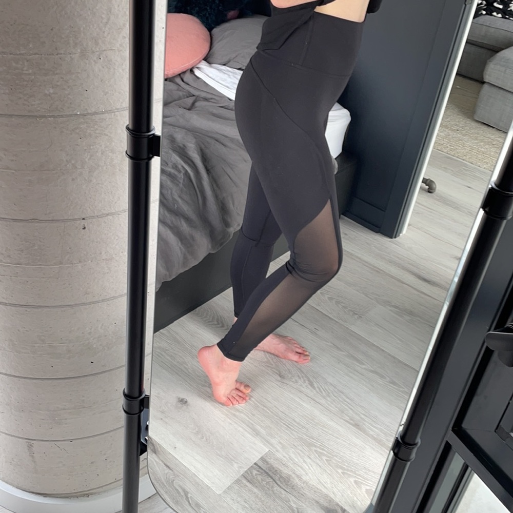 Lululemon Mastered Motion High-Rise Tight 28"